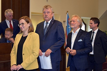 1630409477.jpg