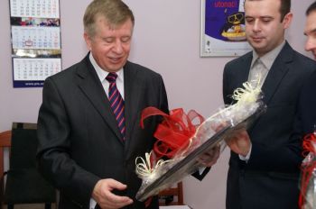 145320090819.jpg
